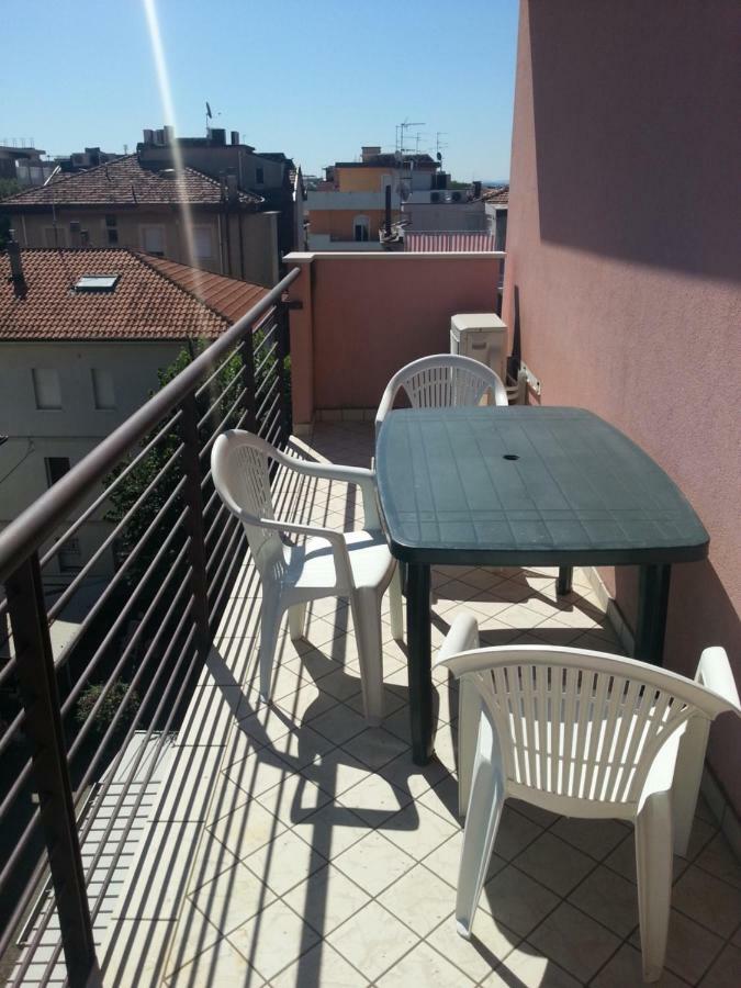 Ferienwohnung Vista Mare Rimini Exterior foto
